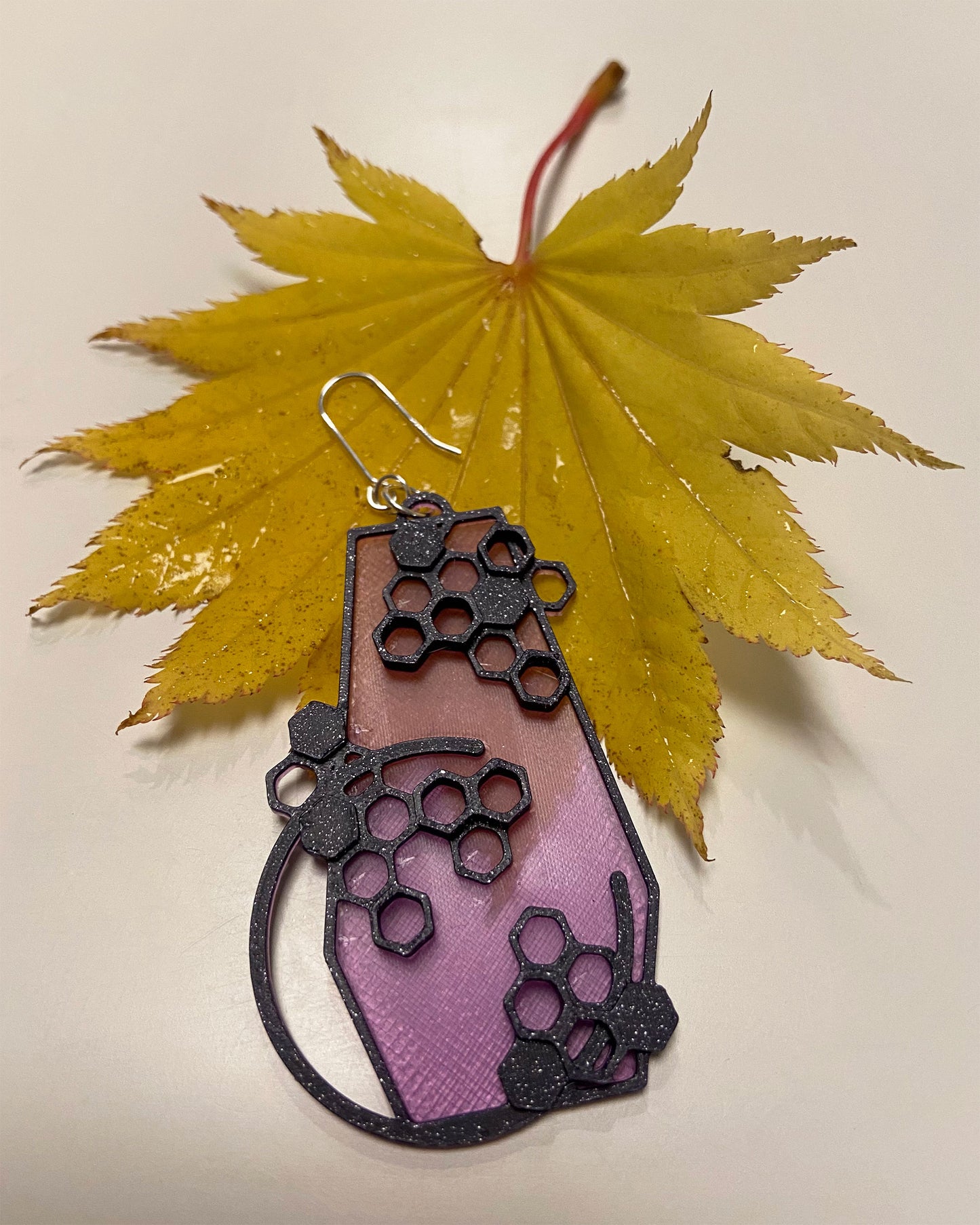 3D-printed earrings - Honey